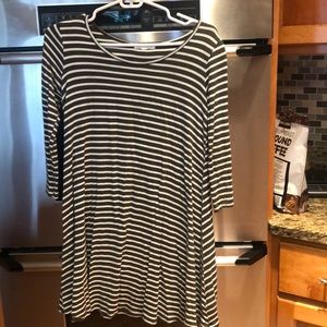 Green and white striped 3/4 length sleeve dress